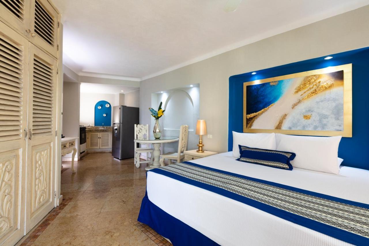 Blue Chairs Beachfront Resort Puerto Vallarta - Adults Only Kültér fotó