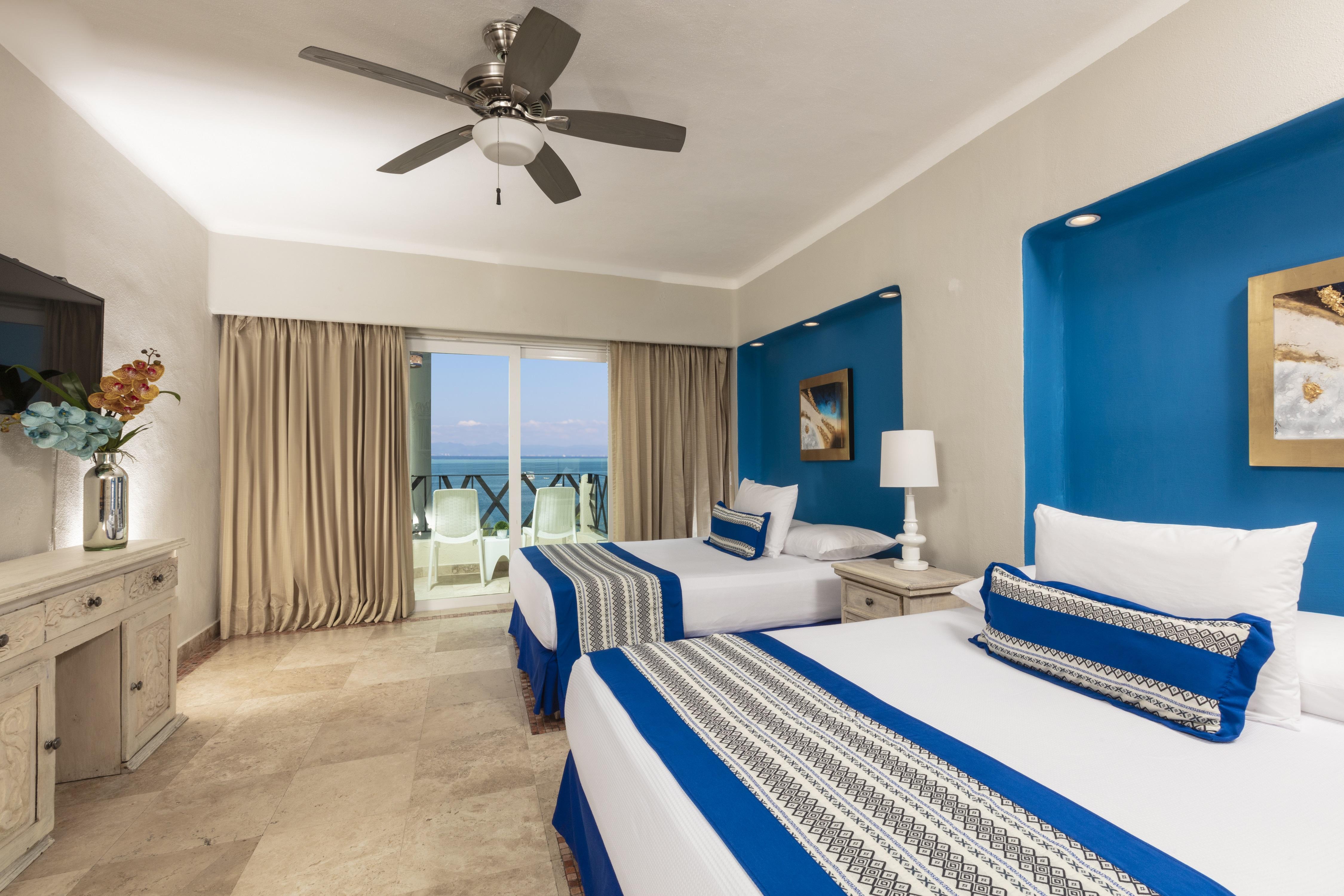 Blue Chairs Beachfront Resort Puerto Vallarta - Adults Only Kültér fotó