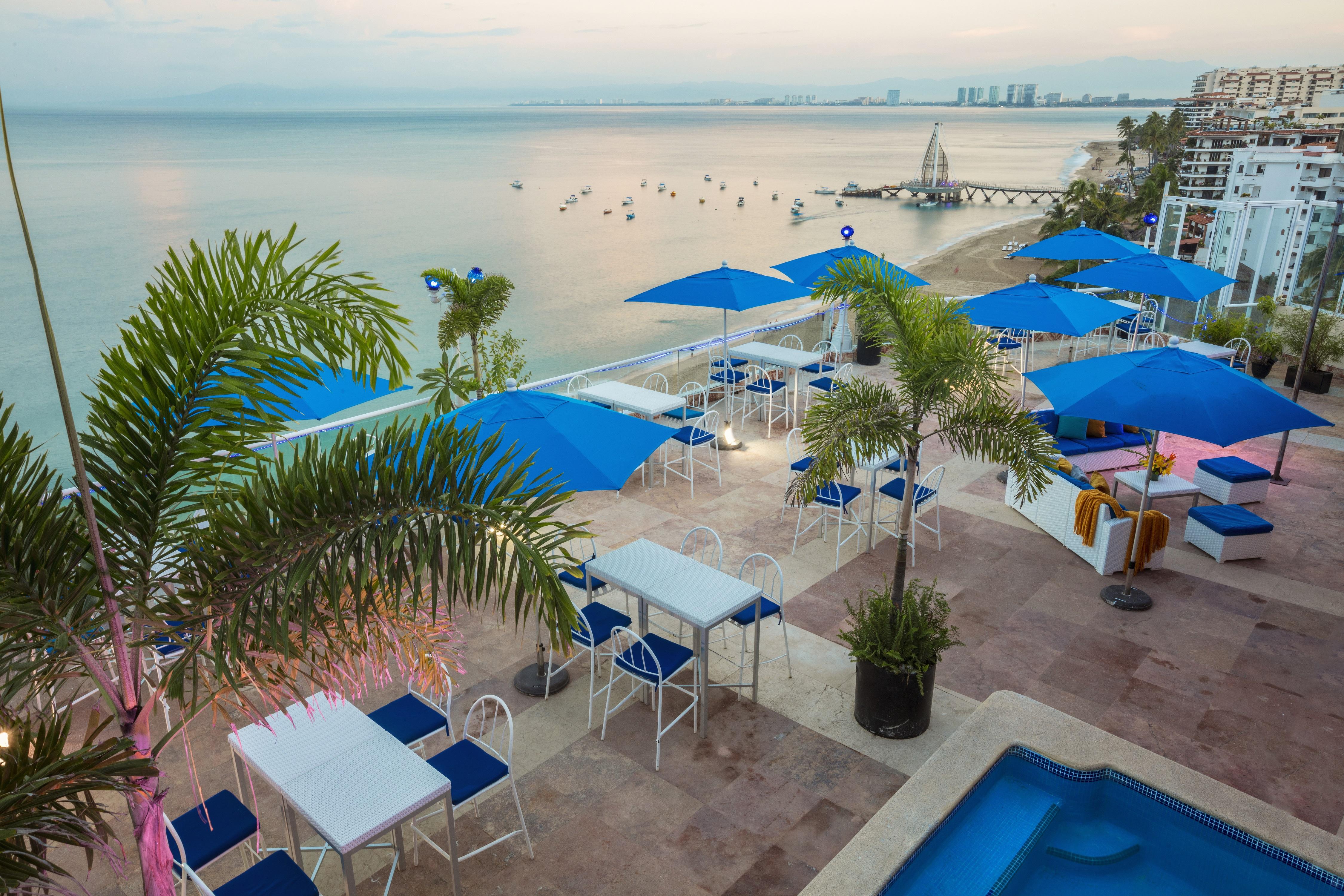 Blue Chairs Beachfront Resort Puerto Vallarta - Adults Only Kültér fotó