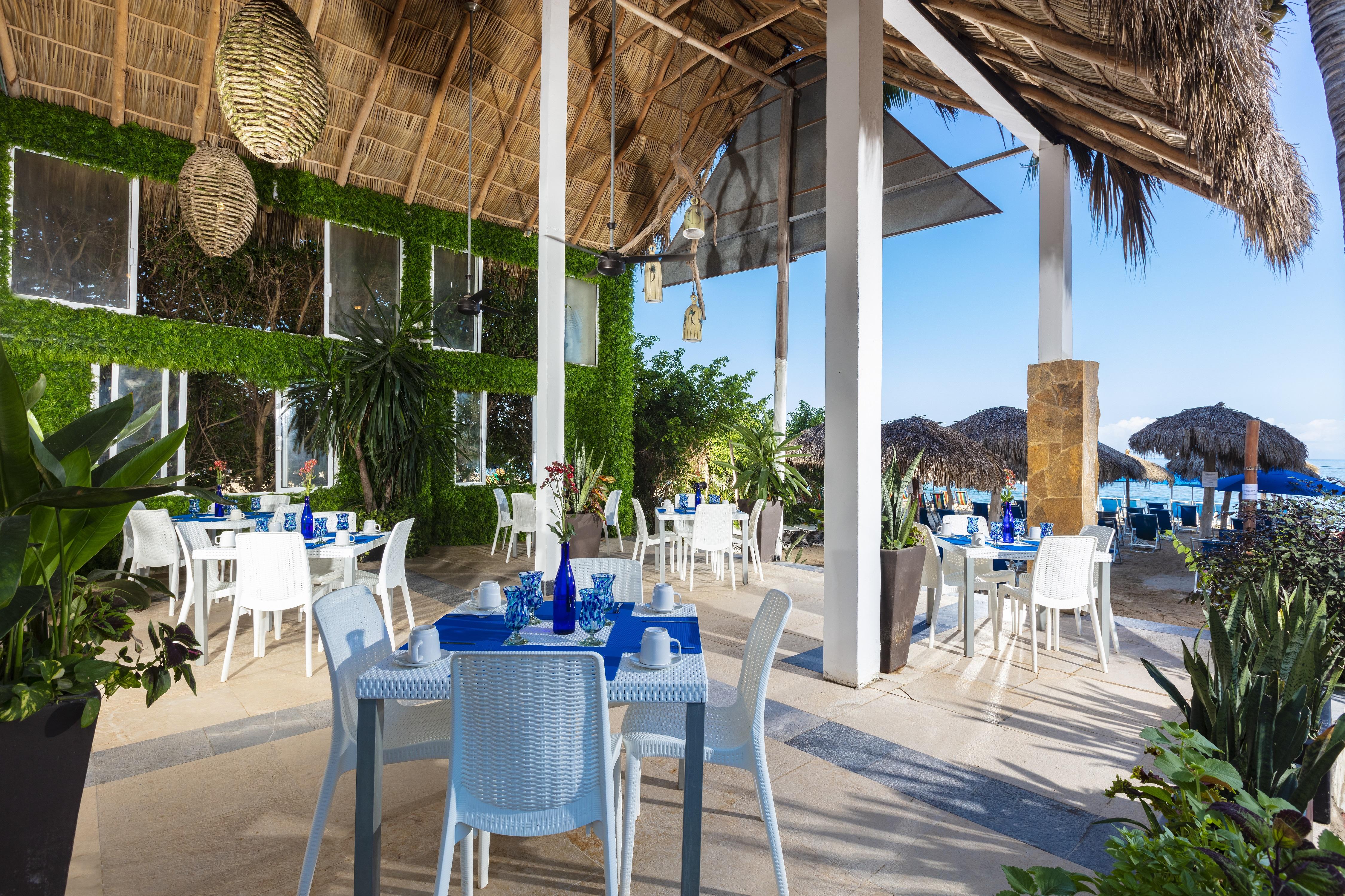 Blue Chairs Beachfront Resort Puerto Vallarta - Adults Only Kültér fotó