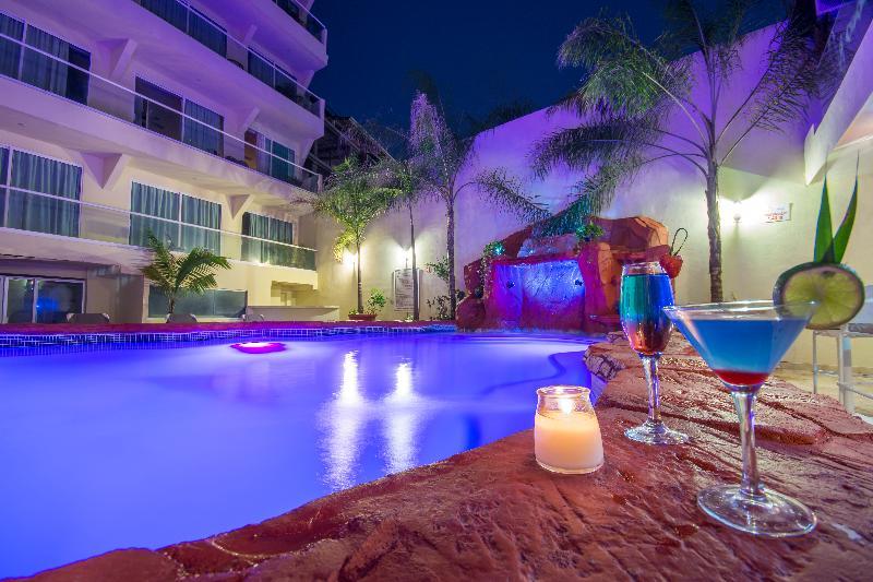 Blue Chairs Beachfront Resort Puerto Vallarta - Adults Only Kültér fotó